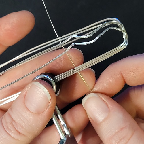 Jennifer Brooks's Snowy Road Pendant - Framing the Cabochon, Classic Wire Jewelry, Wire Wrapping, Wrapping, Wire Wrapping Jewelry, Weaving, Wire Weaving, Weaving Wire, snowy road pendant